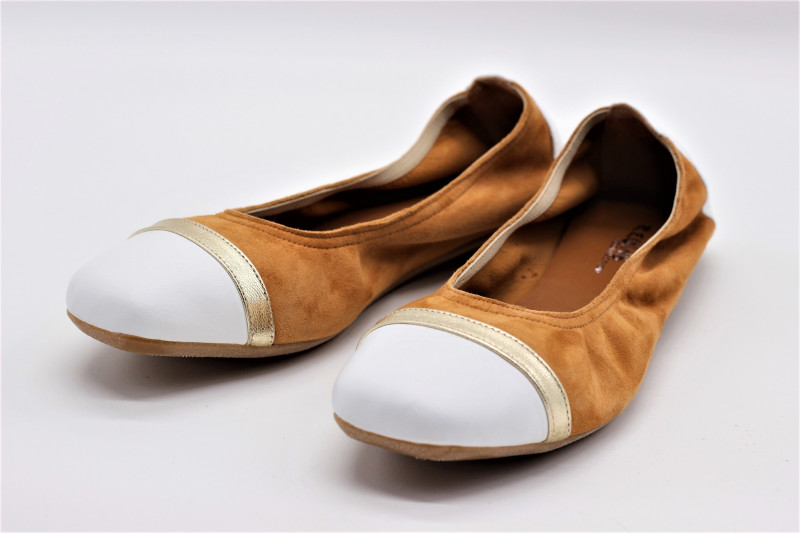 REQINS ballerine HONEY en cuir CAMEL - BLANC